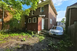 821 Woodworth Ave, Pittsburgh, PA 15221 - Photo 25