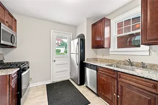 1135 Premier St, Pittsburgh, PA 15201 - Photo 15