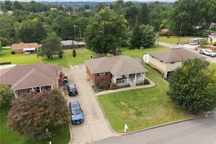2202 Juanita Dr, Robinson Twp, PA 15108 - Photo 31