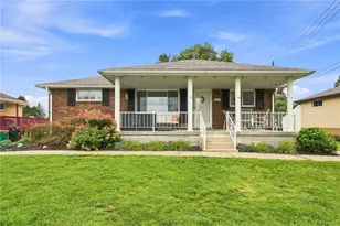 2202 Juanita Dr, Robinson Twp, PA 15108 - Photo 29