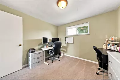 2202 Juanita Dr, Robinson Twp, PA 15108 - Photo 17