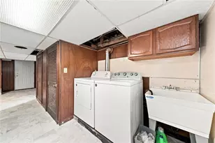 2202 Juanita Dr, Robinson Twp, PA 15108 - Photo 25