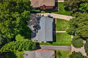 296 Park Entrance Dr, Pittsburgh, PA 15228 - Photo 43