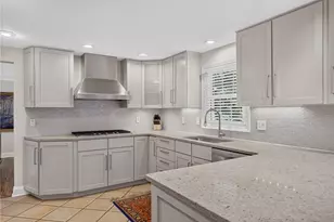 296 Park Entrance Dr, Pittsburgh, PA 15228 - Photo 7