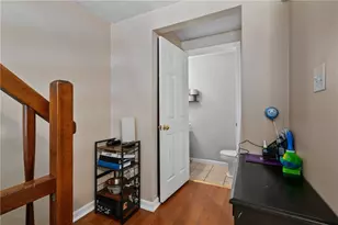 304 Bayberry Ln, North Fayette, PA 15126 - Photo 9