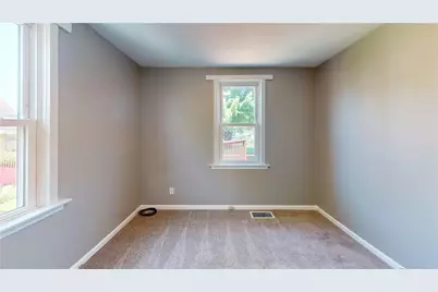 742 Lemington St, Greensburg, PA 15601 - Photo 5