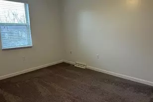 1099 Riverside Dr, Bridgewater, PA 15009 - Photo 13