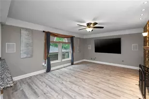241 Jaclyn Dr, Cranberry Township, PA 16066 - Photo 7