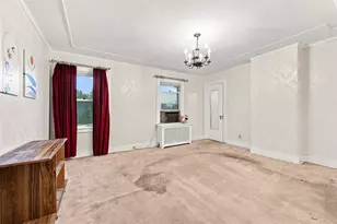 211 Newburn Dr, Pittsburgh, PA 15216 - Photo 25