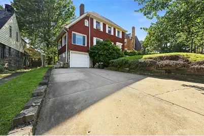 211 Newburn Dr, Pittsburgh, PA 15216 - Photo 3