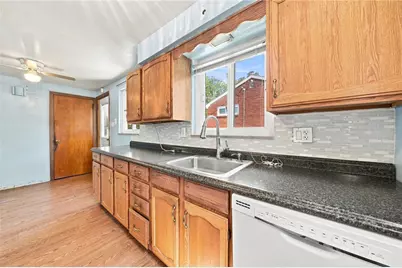 297 Mahoning, North Versailles, PA 15137 - Photo 5