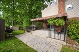 1520 Woodstream Dr, Pittsburgh, PA 15116 - Photo 33