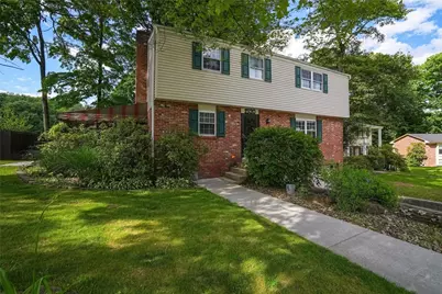 1520 Woodstream Dr, Pittsburgh, PA 15116 - Photo 1