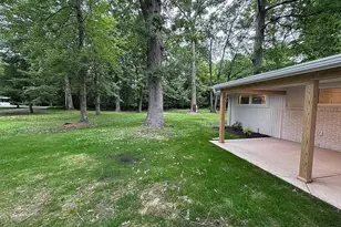 444 Leawood Dr, Neshannock Township, PA 16105 - Photo 15