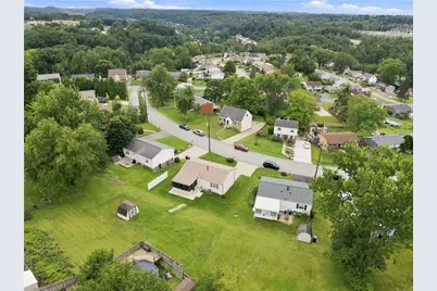 222 Great Smokey Dr, Pittsburgh, PA 15239 - Photo 33