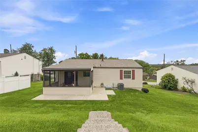 222 Great Smokey Dr, Pittsburgh, PA 15239 - Photo 29