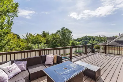 1050 Windy Oak Dr, Pittsburgh, PA 15239 - Photo 11