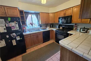 7910 Graff Ave, Pittsburgh, PA 15218 - Photo 7