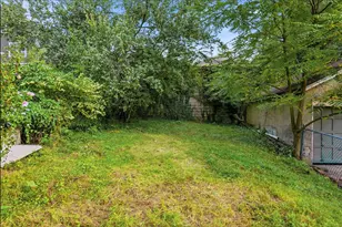 5518 Bartlett St, Pittsburgh, PA 15217 - Photo 5