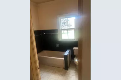 517 Liberty St, Jamestown, PA 16134 - Photo 17