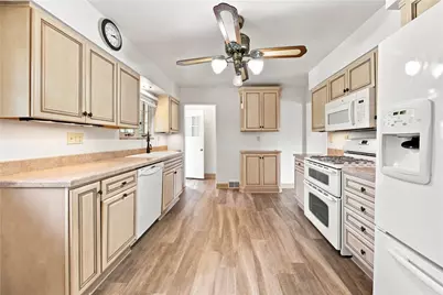 2116 Ritchie Street, Aliquippa, PA 15001 - Photo 11