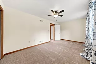 1124 Cranston Dr, Greensburg, PA 15601 - Photo 19
