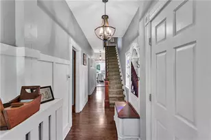 16 E Gaskill Ave, Jeannette, PA 15644 - Photo 3