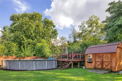 16 E. Gaskill Ave, Jeannette, PA 15644 - Photo 27