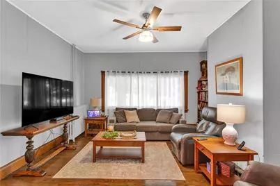 16 E Gaskill Ave, Jeannette, PA 15644 - Photo 7