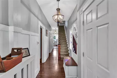 16 E Gaskill Ave, Jeannette, PA 15644 - Photo 3