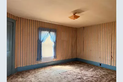 732 Clover Ave, Ellwood City, PA 16117 - Photo 13