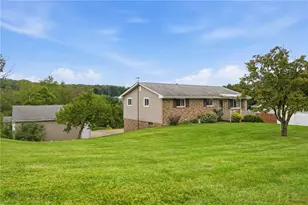 320 Overlook Dr, Beaver, PA 15010 - Photo 3