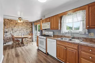 320 Overlook Dr, Beaver, PA 15010 - Photo 11