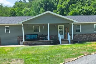 633 Bartleyville Rd, Hanover Township, PA 15021 - Photo 1