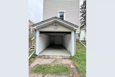 1918 7th Ave #Rear, Beaver Falls, PA 15010 - Photo 25