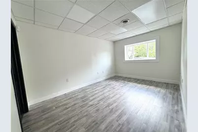 2104 Wilmington Rd, Neshannock Township, PA 16105 - Photo 3
