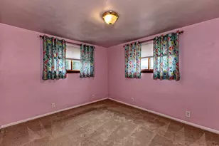 108 Railroad Ave, Hempfield Township, PA 15639 - Photo 13
