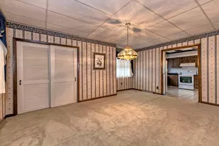 108 Railroad Ave, Hempfield Township, PA 15639 - Photo 9