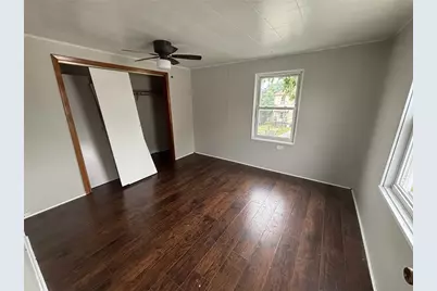 920 Vankirk St, Clairton, PA 15025 - Photo 5