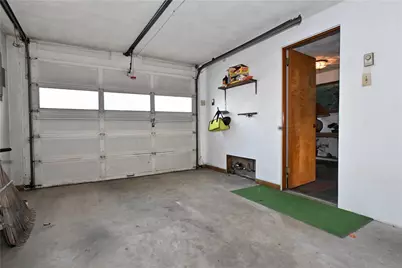 325 Liberty Street, California, PA 15419 - Photo 5