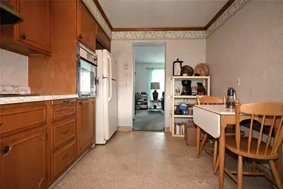 325 Liberty Street, California, PA 15419 - Photo 17