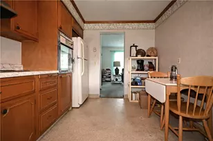 325 Liberty St, California, PA 15419 - Photo 17