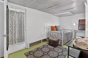 120 Vernon Dr, Pittsburgh, PA 15228 - Photo 33