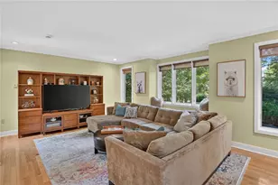120 Vernon Dr, Pittsburgh, PA 15228 - Photo 15