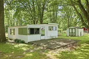 8937 Delaware Ln, Pittsburgh, PA 16424 - Photo 3