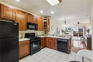 1720 Merriman Ct, Pittsburgh, PA 15203 - Photo 13