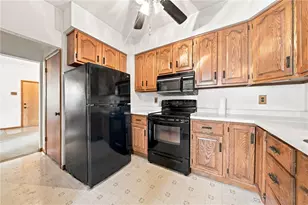 1221 Martin Ave, New Kensington, PA 15068 - Photo 9