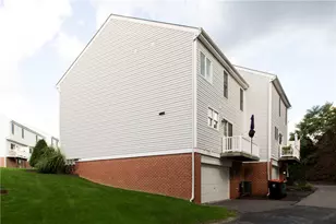 308 Trotwood Dr, Robinson Twp, PA 15108 - Photo 37