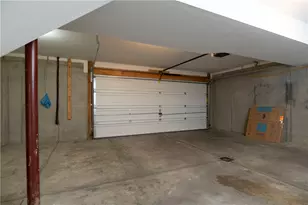 308 Trotwood Dr, Robinson Twp, PA 15108 - Photo 39