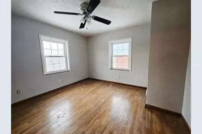 409 Mendelssohn Ave, Clairton, PA 15025 - Photo 17